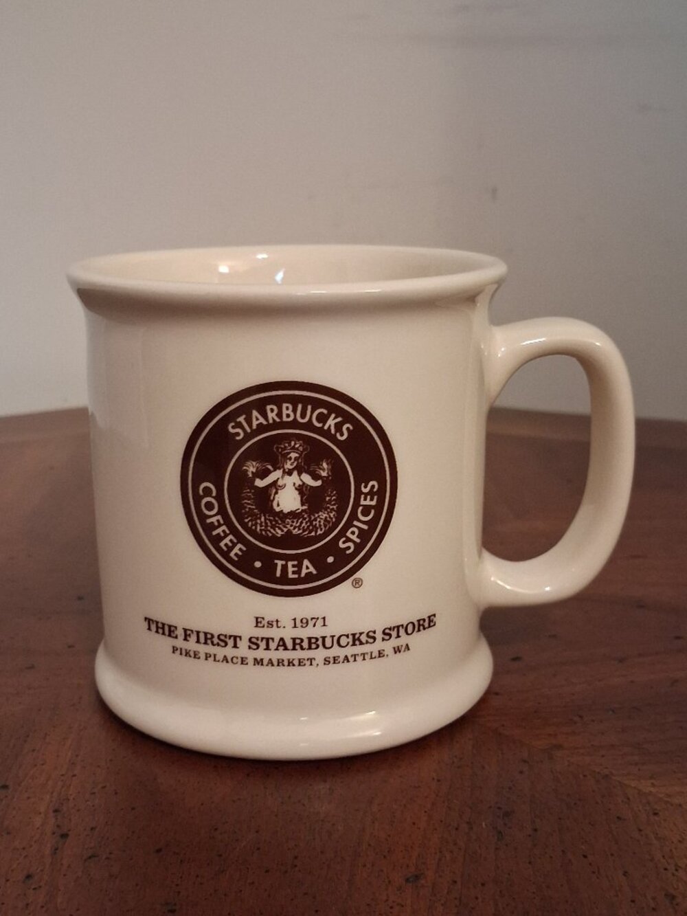 First Starbucks Store Pike Place Market Ceramic Coffee Mug Old Mermaid Logo USA